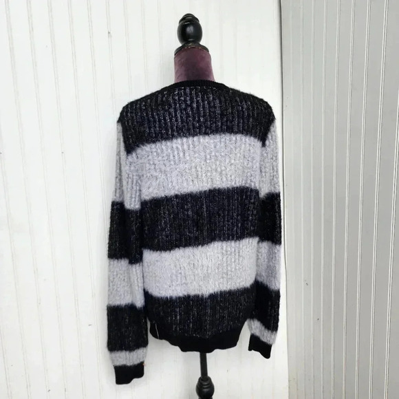 Inc International Concepts Fuzzy Sweater Black Gray Knit Top Soft Women's Sz M - Picture 6 of 12